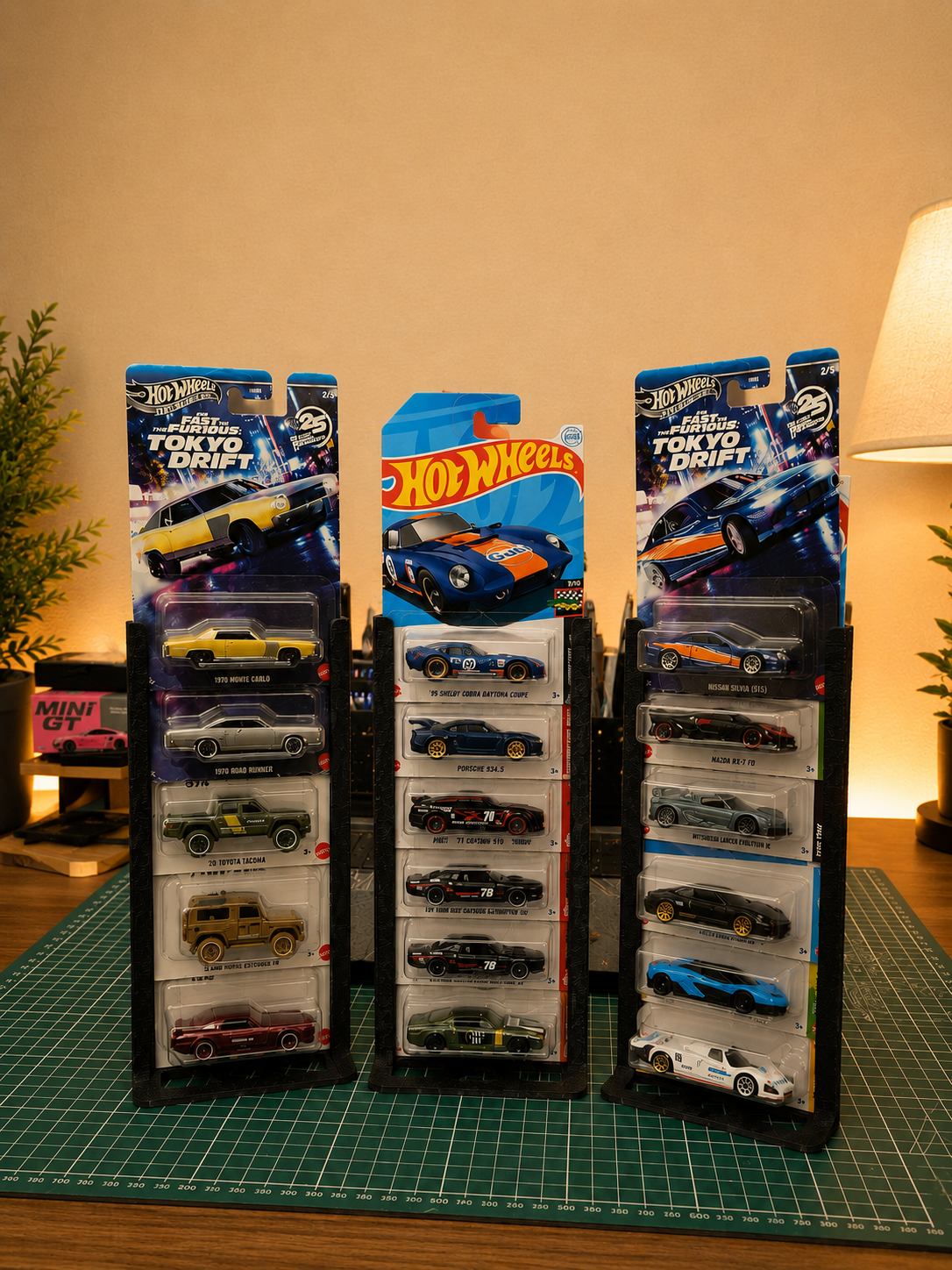 Diecast Card Stand – Desktop & Wall Mount