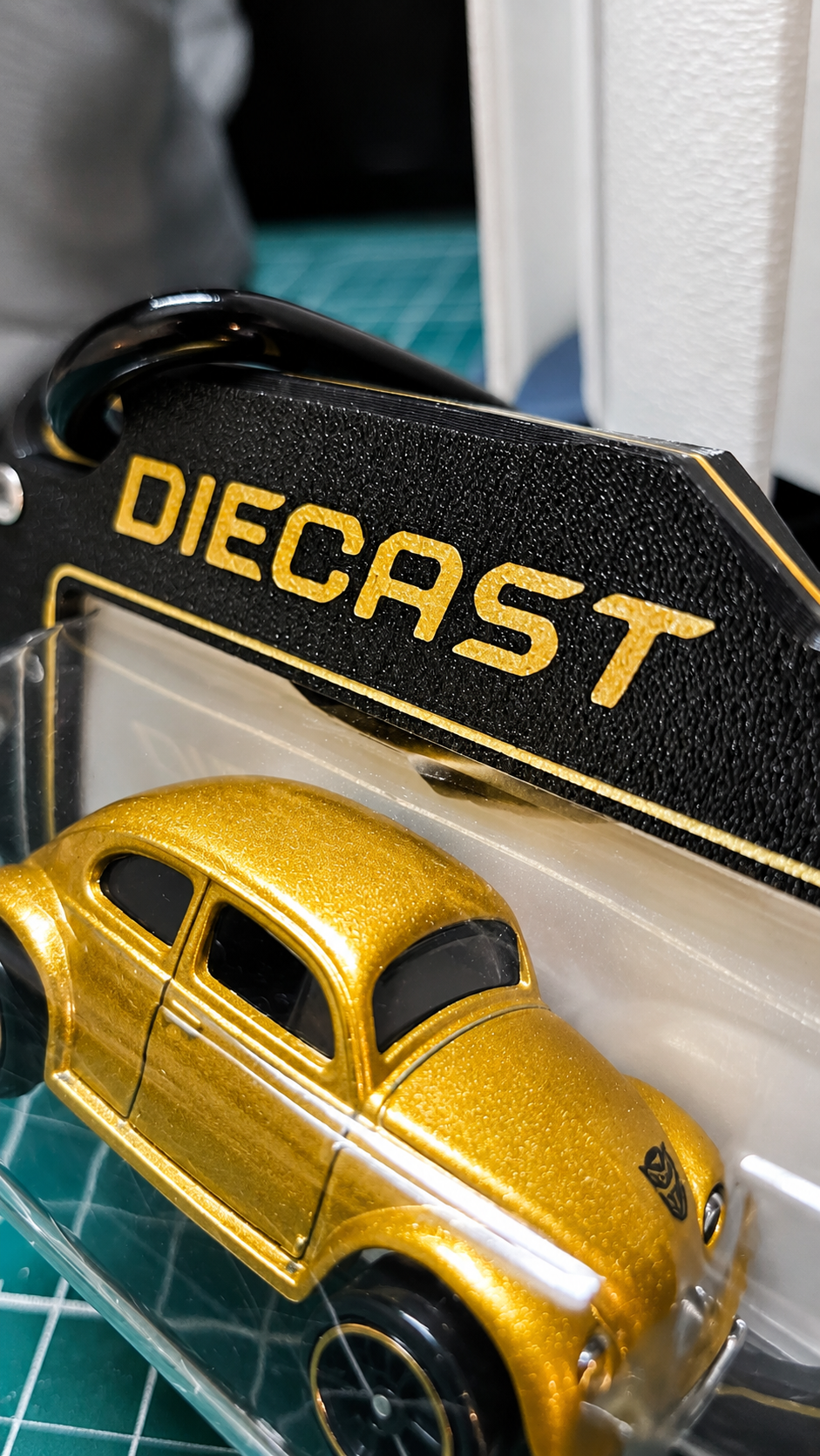 golden edition bag tag